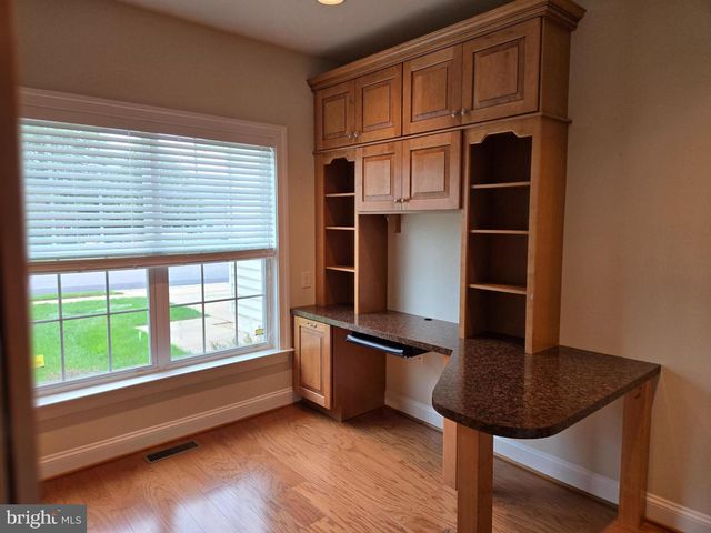 121 AMBROSE LN, Fredericksburg, VA 22406