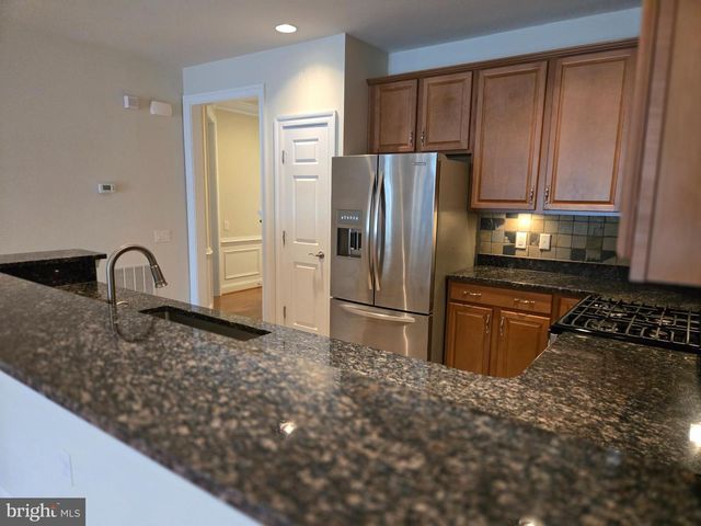 121 AMBROSE LN, Fredericksburg, VA 22406