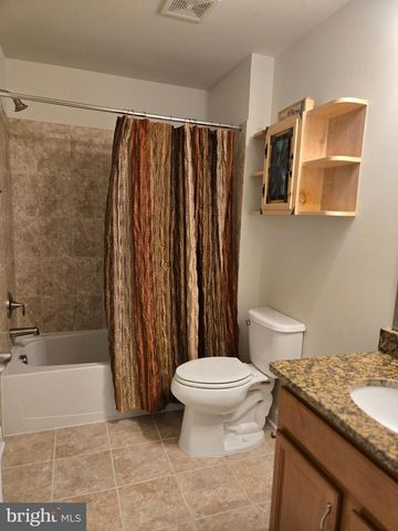 121 AMBROSE LN, Fredericksburg, VA 22406