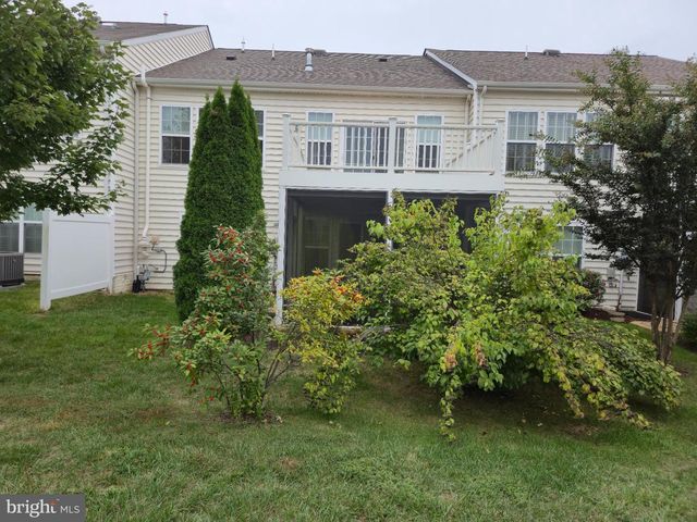 121 AMBROSE LN, Fredericksburg, VA 22406