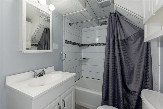 234 58th Street, Des Moines, IA 50312
