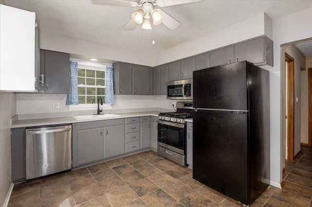 234 58th Street, Des Moines, IA 50312