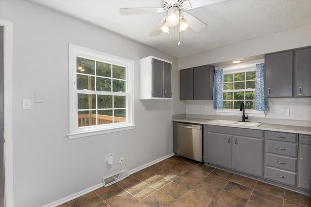 234 58th Street, Des Moines, IA 50312