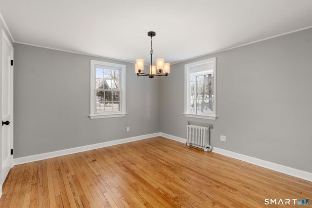 8 Hendee Road, Manchester, CT 06040