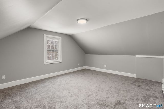 8 Hendee Road, Manchester, CT 06040