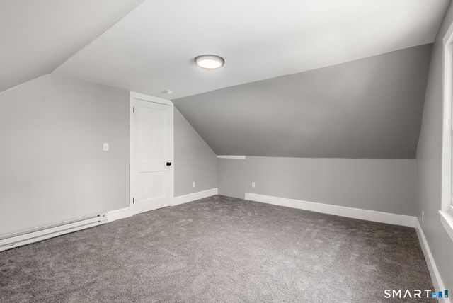 8 Hendee Road, Manchester, CT 06040