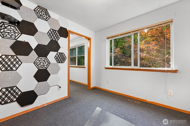 55 Lake Louise Drive, Bellingham, WA 98229