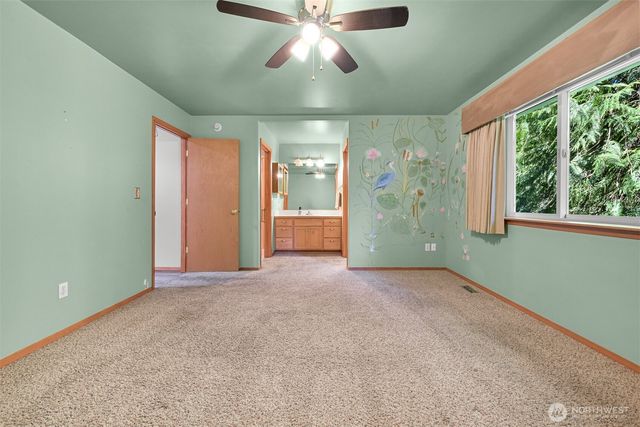 55 Lake Louise Drive, Bellingham, WA 98229