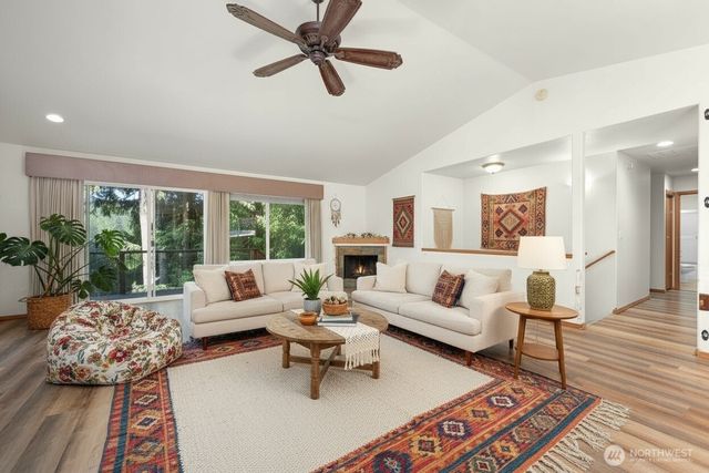 55 Lake Louise Drive, Bellingham, WA 98229