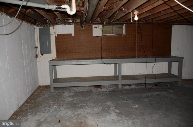 11 HOMEWOOD RD, Wilmington, DE 19803