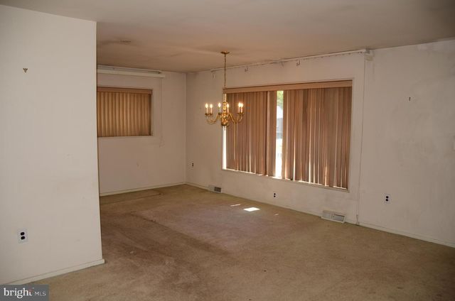 11 HOMEWOOD RD, Wilmington, DE 19803