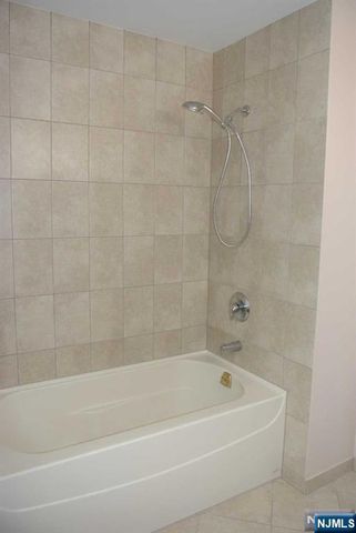 69 Summit Avenue 2, Elmwood Park, NJ 07407