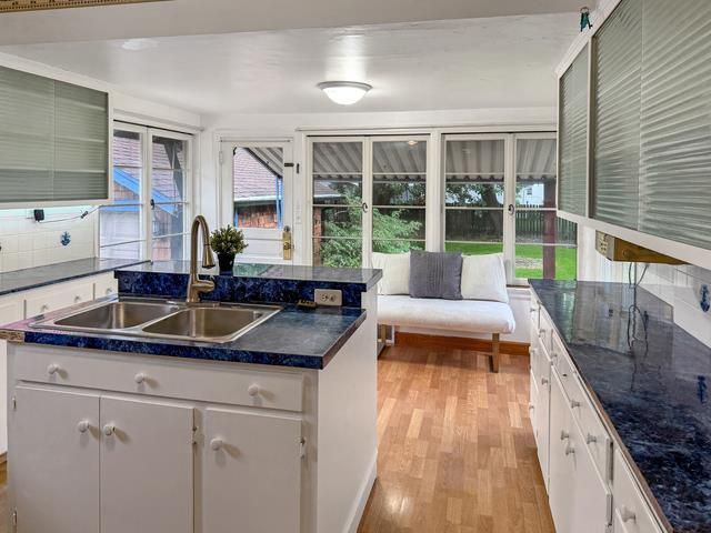 1127 W ELSIE STREET, Appleton, WI 54914