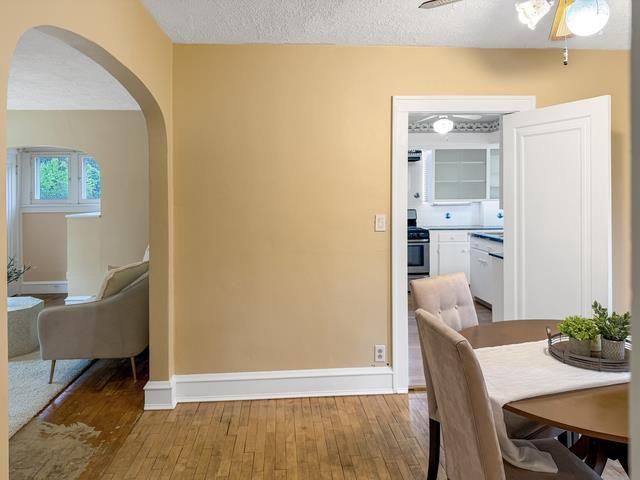 1127 W ELSIE STREET, Appleton, WI 54914