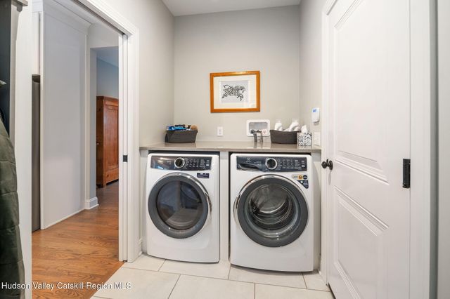 22 Edinburgh Court, New Scotland, NY 12159