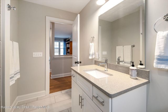 22 Edinburgh Court, New Scotland, NY 12159