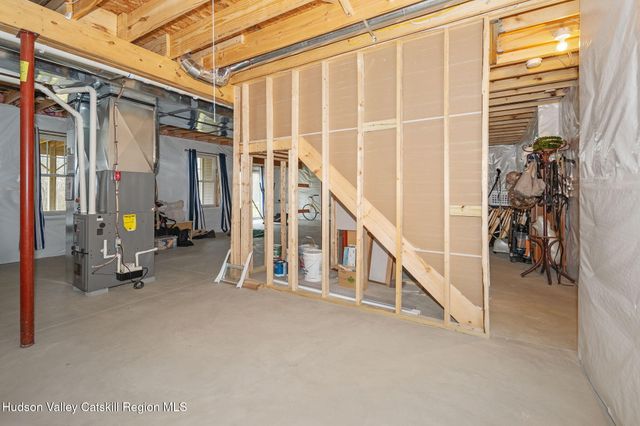 22 Edinburgh Court, New Scotland, NY 12159