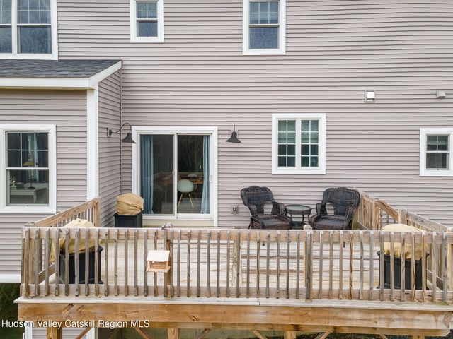 22 Edinburgh Court, New Scotland, NY 12159