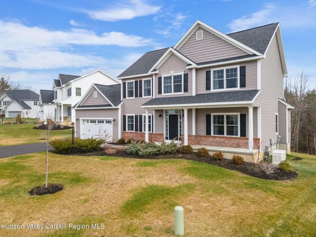 22 Edinburgh Court, New Scotland, NY 12159