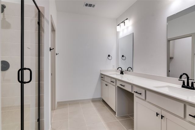 420 Parkside DR, Argyle, TX 76226