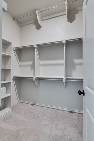 420 Parkside DR, Argyle, TX 76226