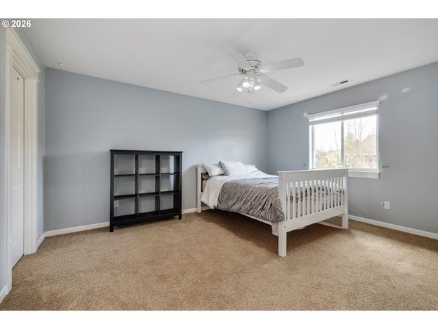 10847 Se ALEXANDER Dr, Happy Valley, OR 97086