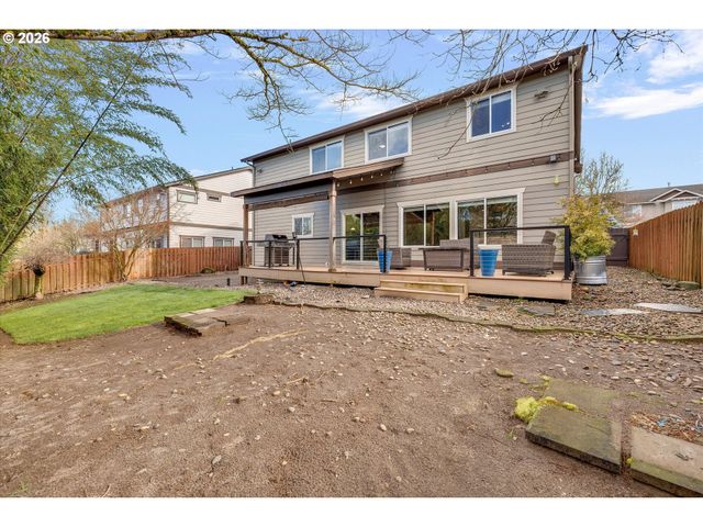 10847 Se ALEXANDER Dr, Happy Valley, OR 97086