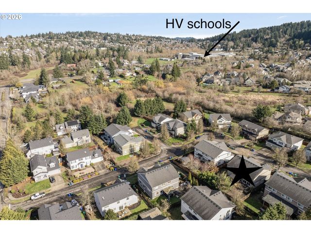 10847 Se ALEXANDER Dr, Happy Valley, OR 97086