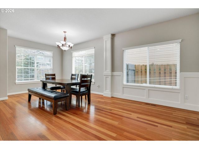 10847 Se ALEXANDER Dr, Happy Valley, OR 97086