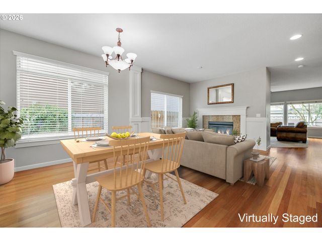 10847 Se ALEXANDER Dr, Happy Valley, OR 97086