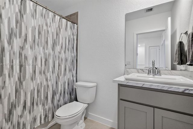 20868 NW 9th Path, Miami Gardens, FL 33169