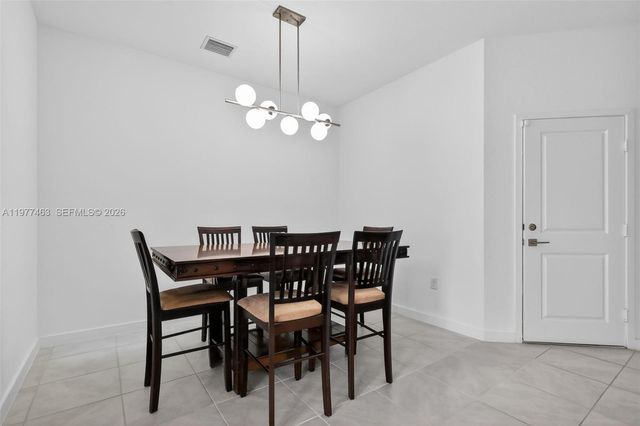 20868 NW 9th Path, Miami Gardens, FL 33169