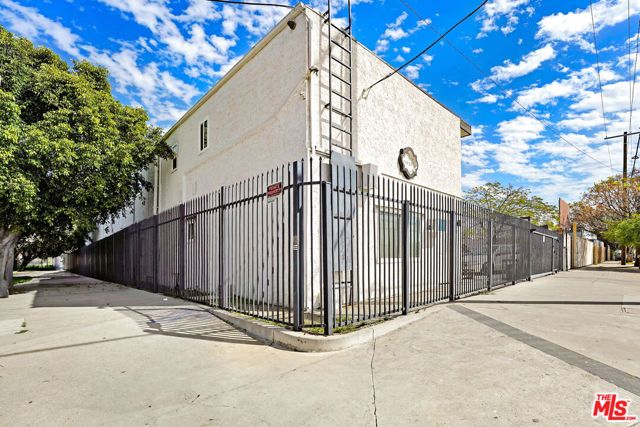 10028 San Fernando Road, Pacoima (los Angeles), CA 91331