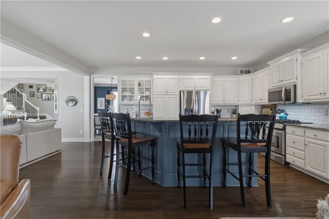 16101 Birch Street, Overland Park, KS 66085