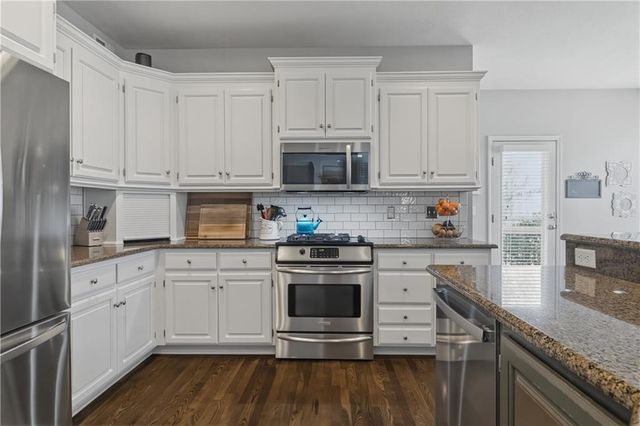 16101 Birch Street, Overland Park, KS 66085