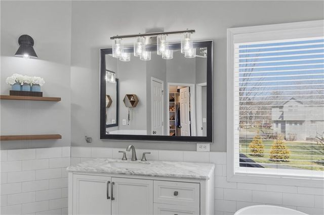 16101 Birch Street, Overland Park, KS 66085