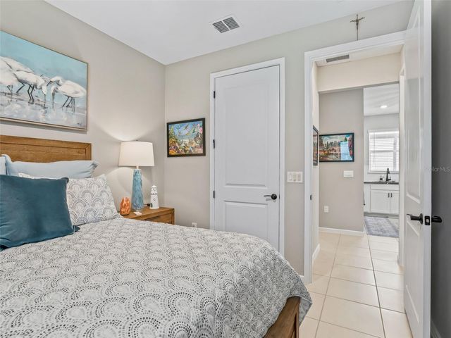 8764 SW 58TH STREET ROAD, Ocala, FL 34481