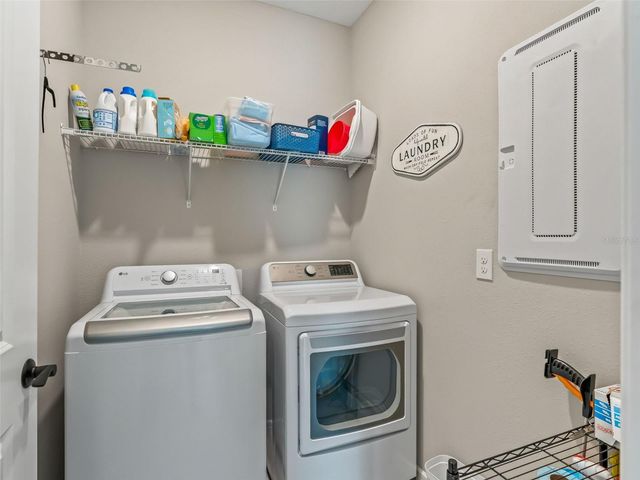 8764 SW 58TH STREET ROAD, Ocala, FL 34481