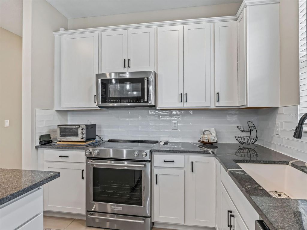 Image 12 of property listing at 8764 SW 58TH STREET ROAD, Ocala, FL 34481