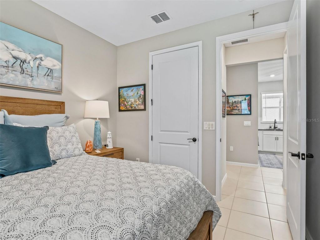 Image 28 of property listing at 8764 SW 58TH STREET ROAD, Ocala, FL 34481