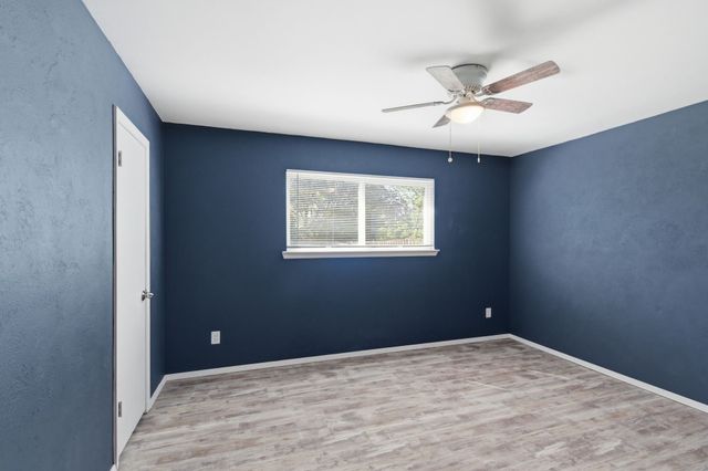 728 Lisa Lane, Cedar Hill, TX 75104