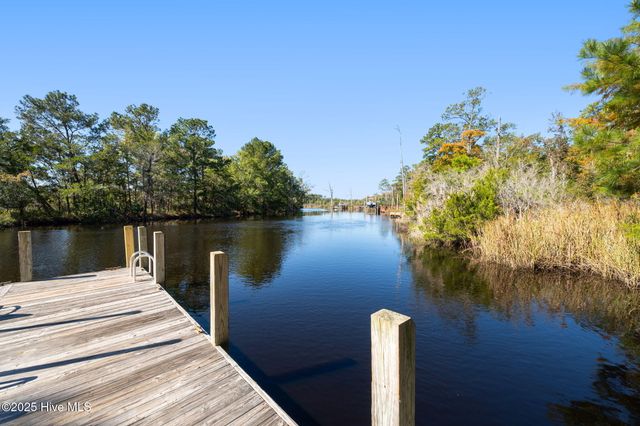 773 Creekway Circle SE, Bolivia, NC 28422