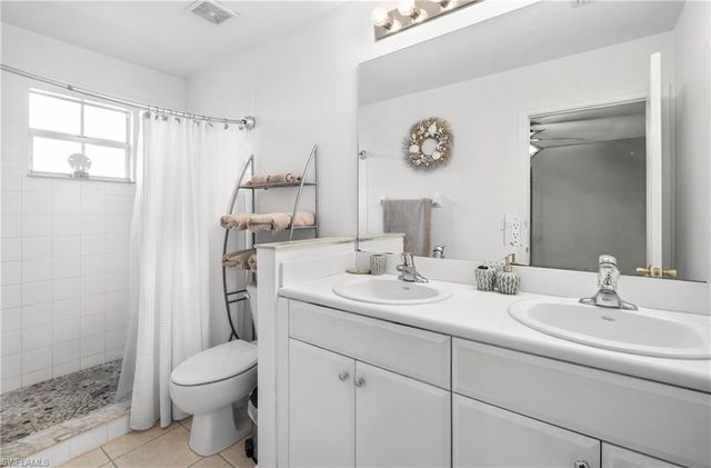 8657 Athena CT, Lehigh Acres, FL 33971