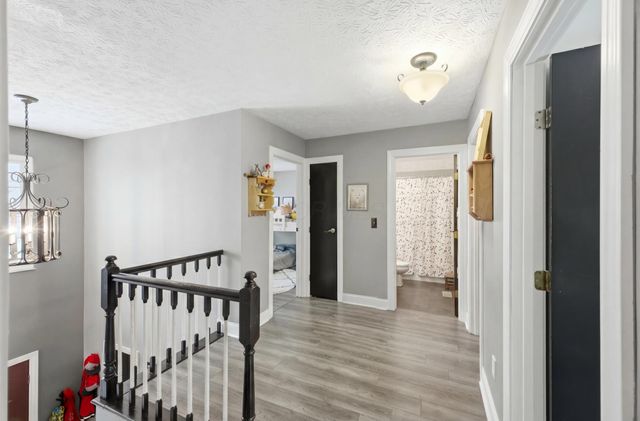 772 Old Forest Court, Columbus, OH 43230