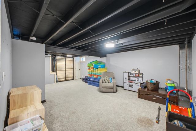 772 Old Forest Court, Columbus, OH 43230