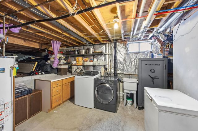 772 Old Forest Court, Columbus, OH 43230