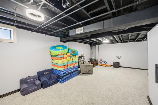 772 Old Forest Court, Columbus, OH 43230