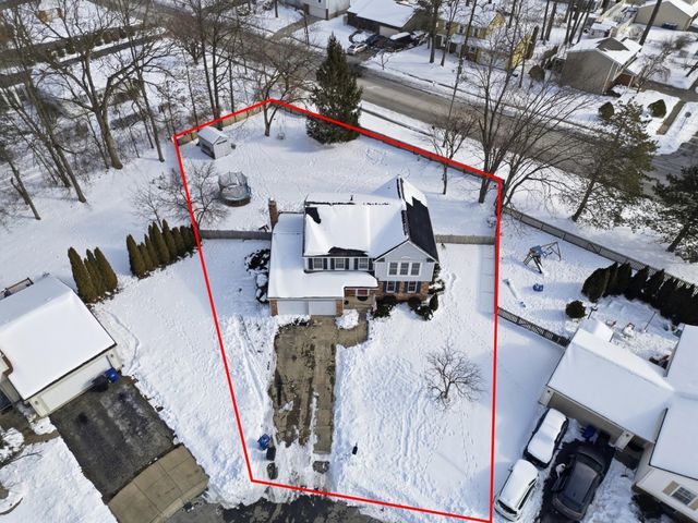 772 Old Forest Court, Columbus, OH 43230