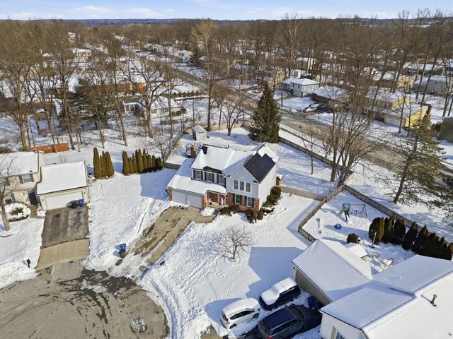 772 Old Forest Court, Columbus, OH 43230