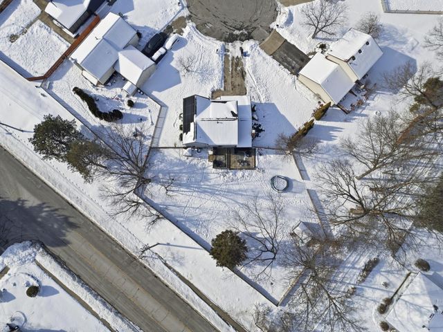 772 Old Forest Court, Columbus, OH 43230